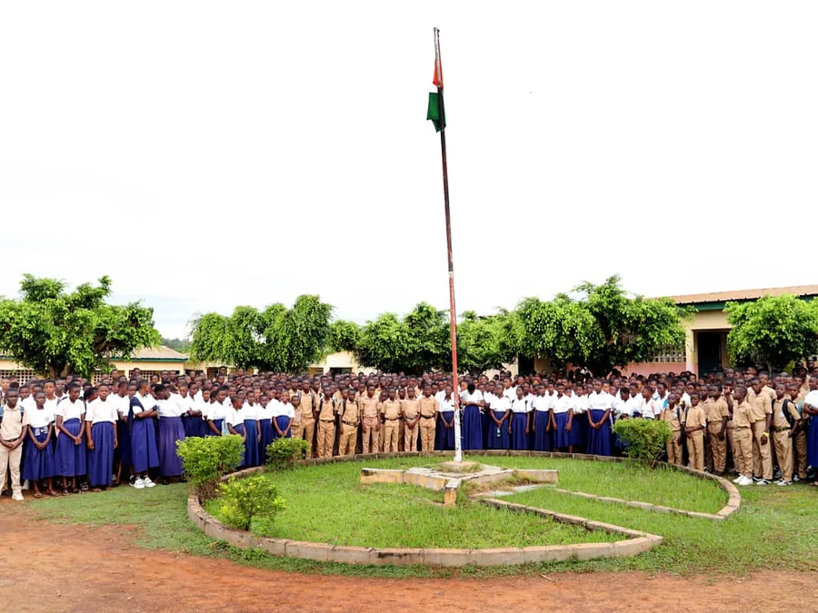 Cour du Collège Assa de M'bahiakro